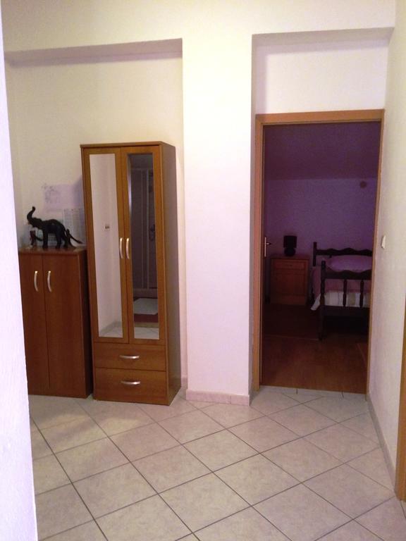 Apartment House Aria Baška Voda Quarto foto